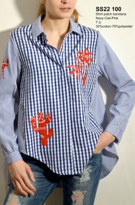 CHEMISE	RAYÉE	AVEC	PATCH	BANDANA  € 59,99